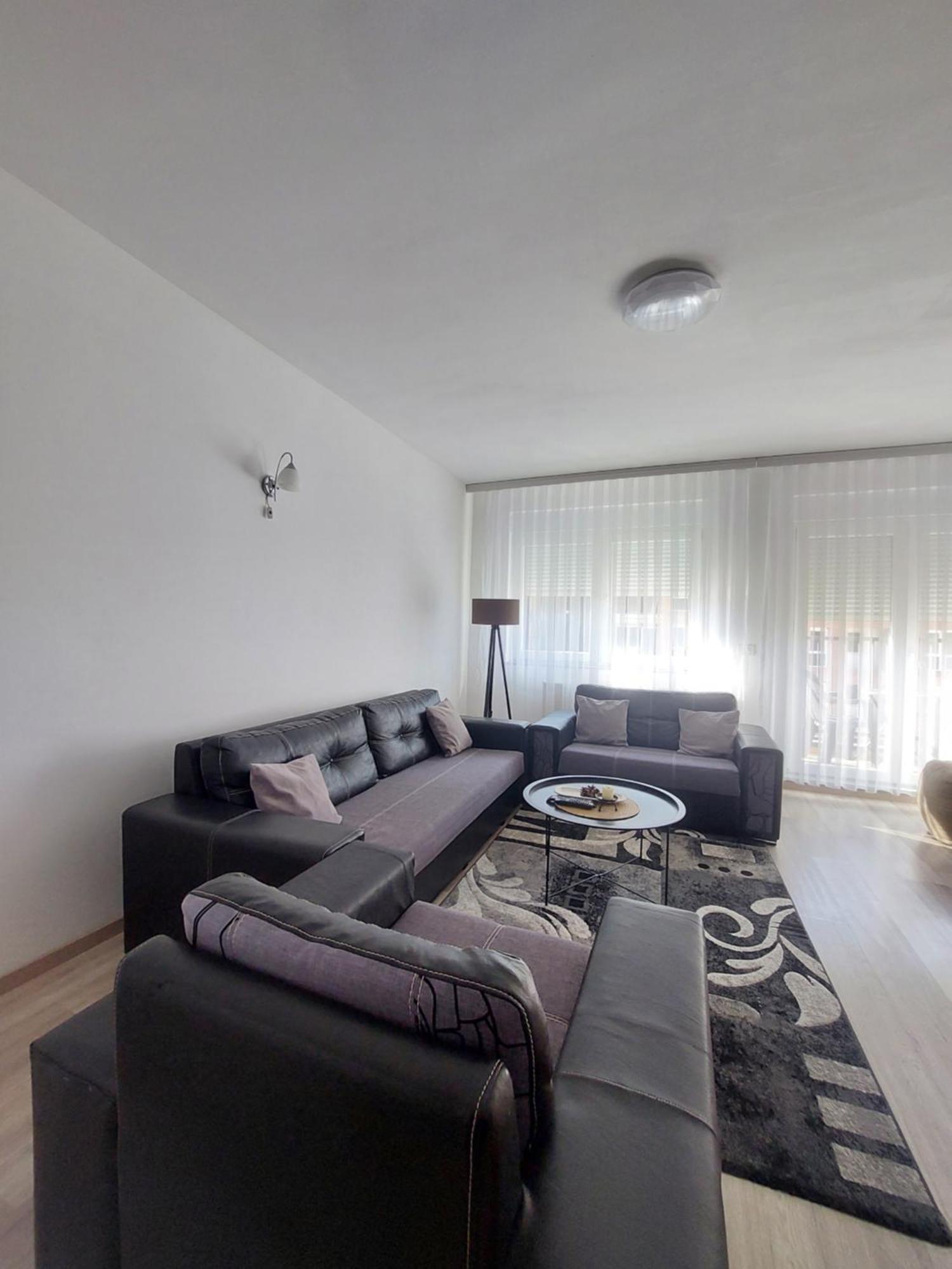 Private Apartments Prishtina Priştine Dış mekan fotoğraf