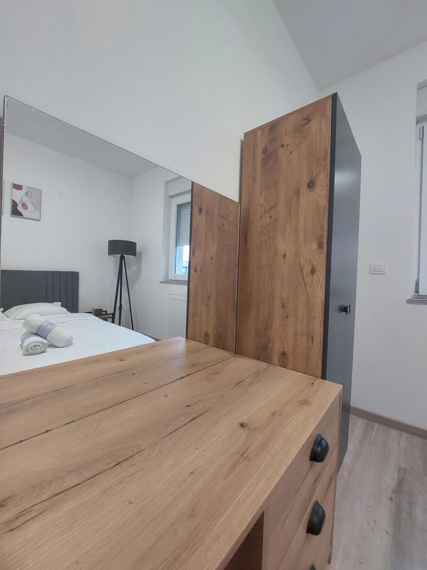 Private Apartments Prishtina Priştine Dış mekan fotoğraf