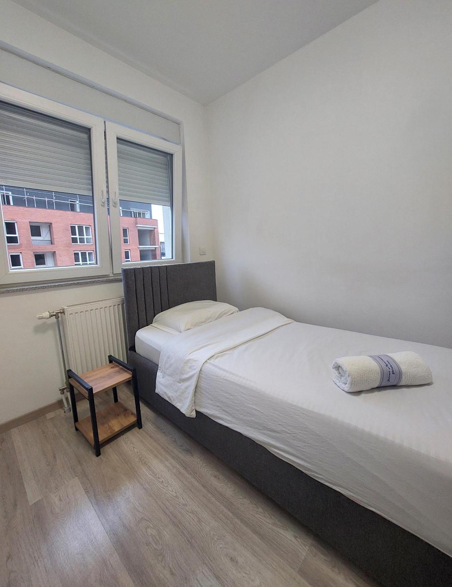 Private Apartments Prishtina Priştine Dış mekan fotoğraf